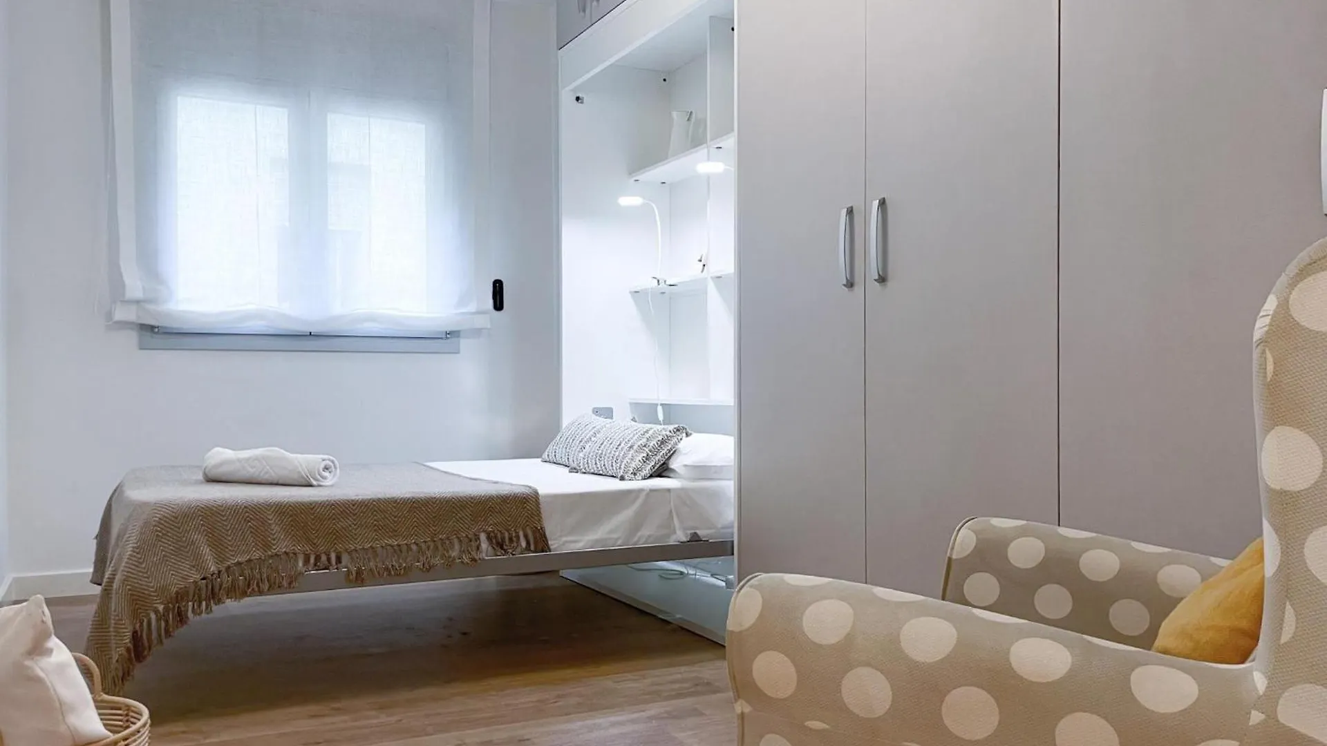 Apartment Monet Vilanova i la Geltru Spain
